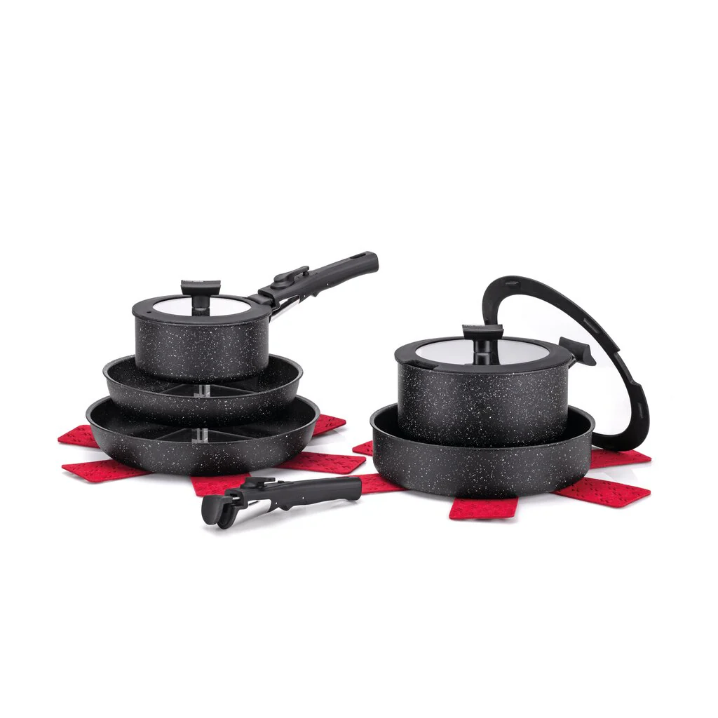 Moneta Set da 8 pezzi Magnolia Minispace: Padelle 24–28 cm Padella tipo skillet 26 cm Casseruole 16–20 cm Coperchi in vetro 16–20–26 cm 2 manici removibili 4 protezioni in feltro per padelle
